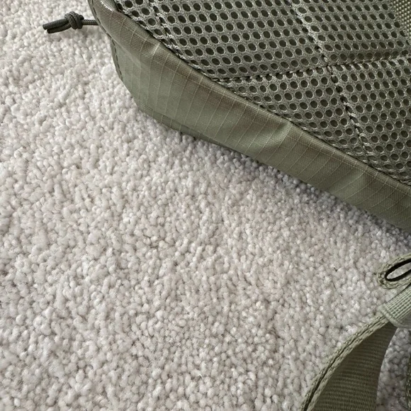 Calpak Terra Sling - Juniper Green - Picture 12 of 12